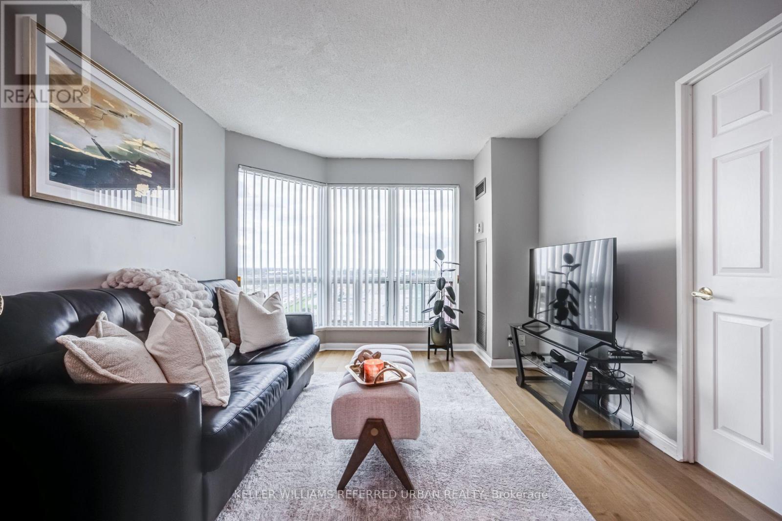 1908 - 11 Lee Centre Drive, Toronto, Ontario M1H 3J5 - Photo 2 - E13727692