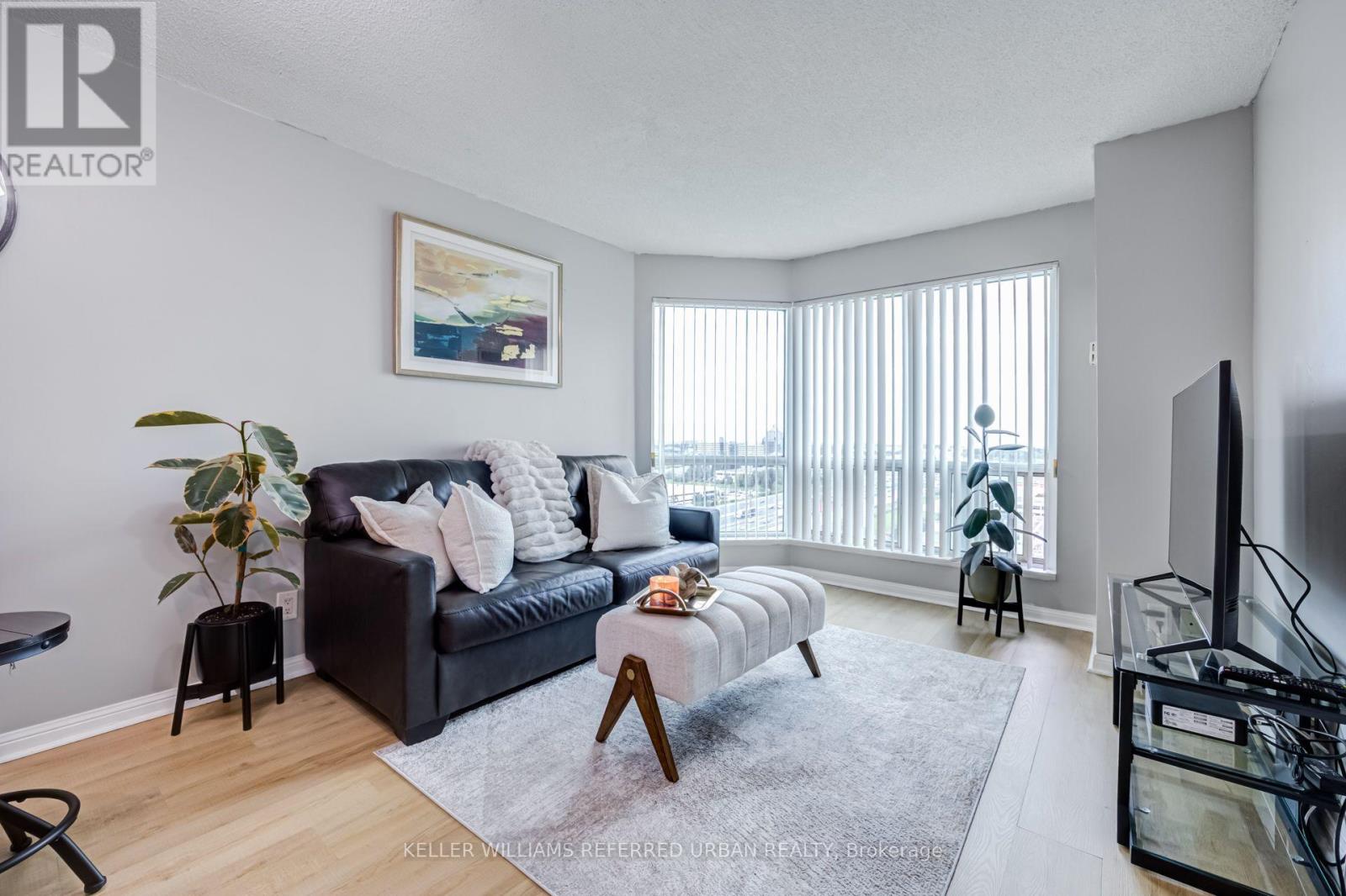 1908 - 11 Lee Centre Drive, Toronto, Ontario M1H 3J5 - Photo 3 - E13727692