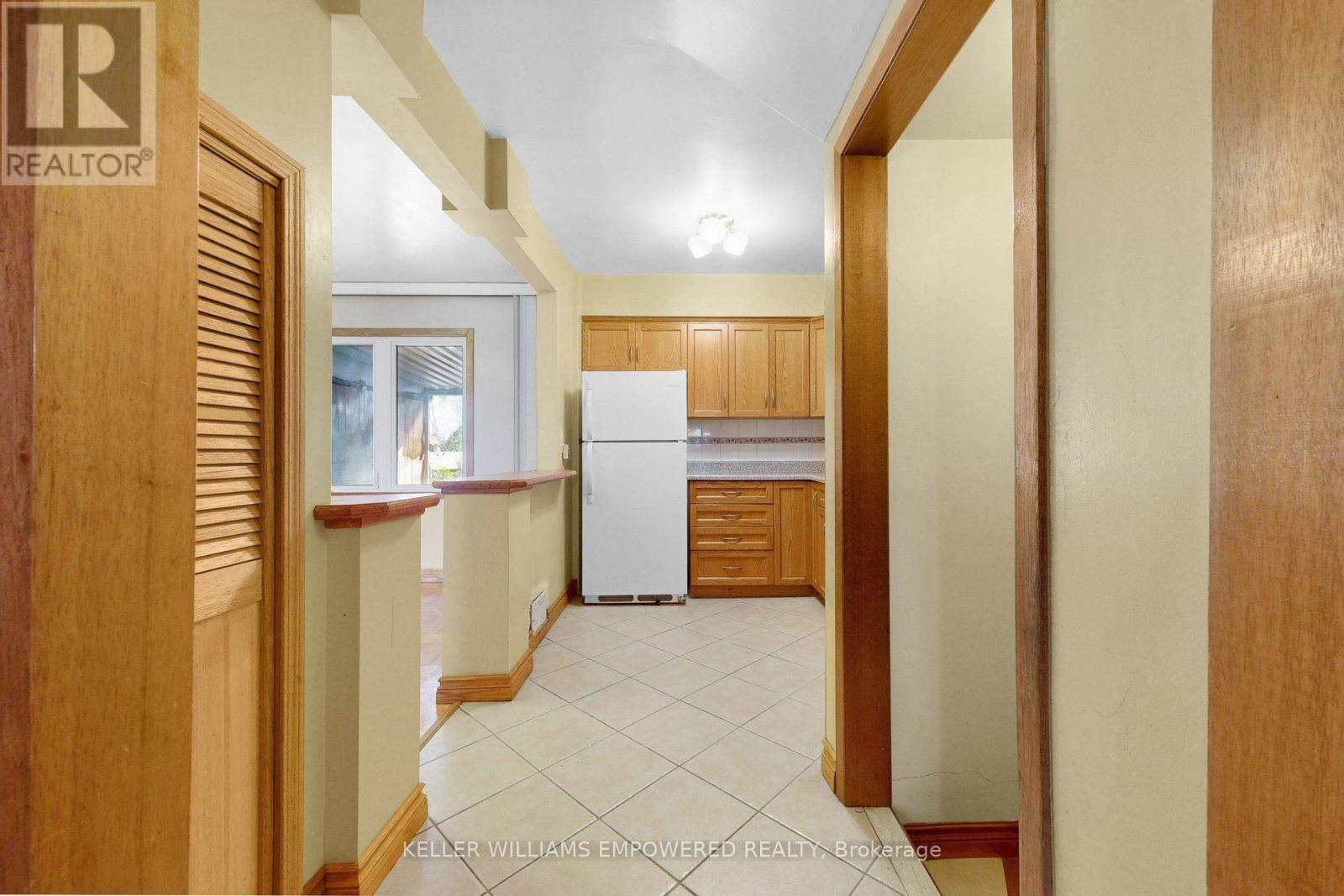 3 Hilldale Road, Toronto, Ontario  M6N 3Y1 - Photo 13 - W13727400