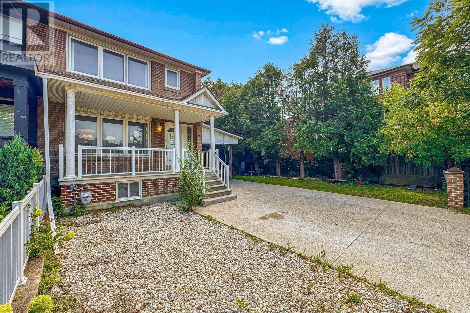 3 Hilldale Road, Toronto, Ontario  M6N 3Y1 - Photo 3 - W13727400