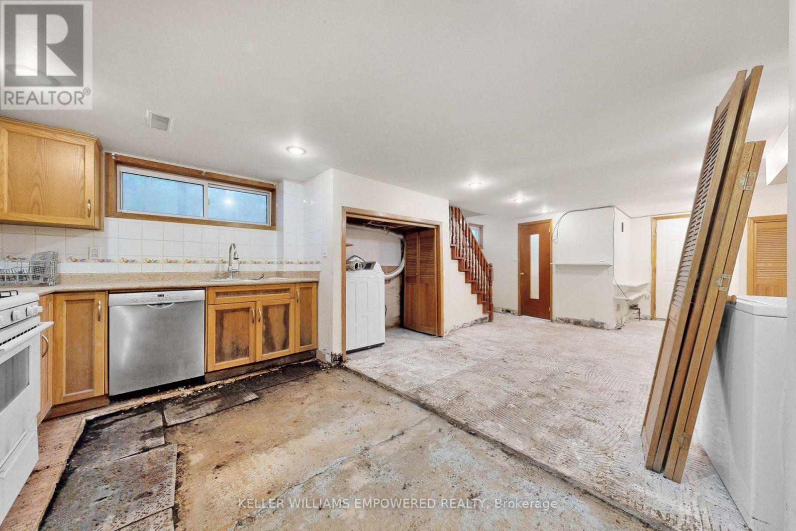 3 Hilldale Road, Toronto, Ontario  M6N 3Y1 - Photo 31 - W13727400