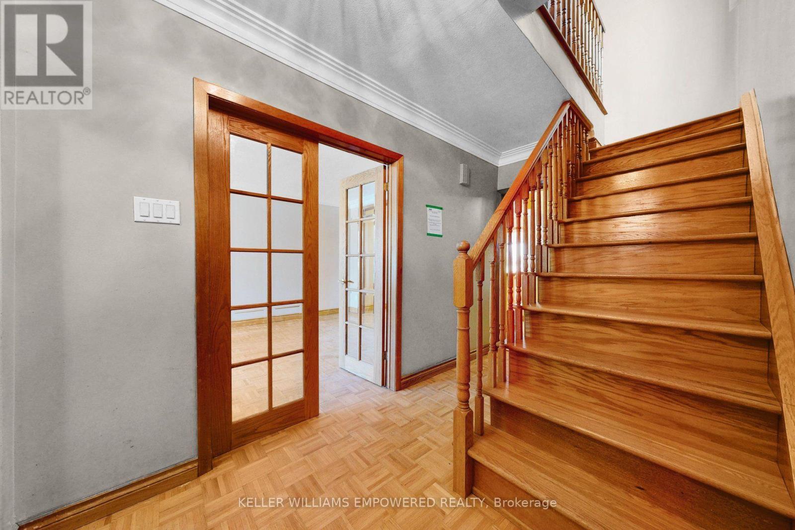 3 Hilldale Road, Toronto, Ontario  M6N 3Y1 - Photo 6 - W13727400
