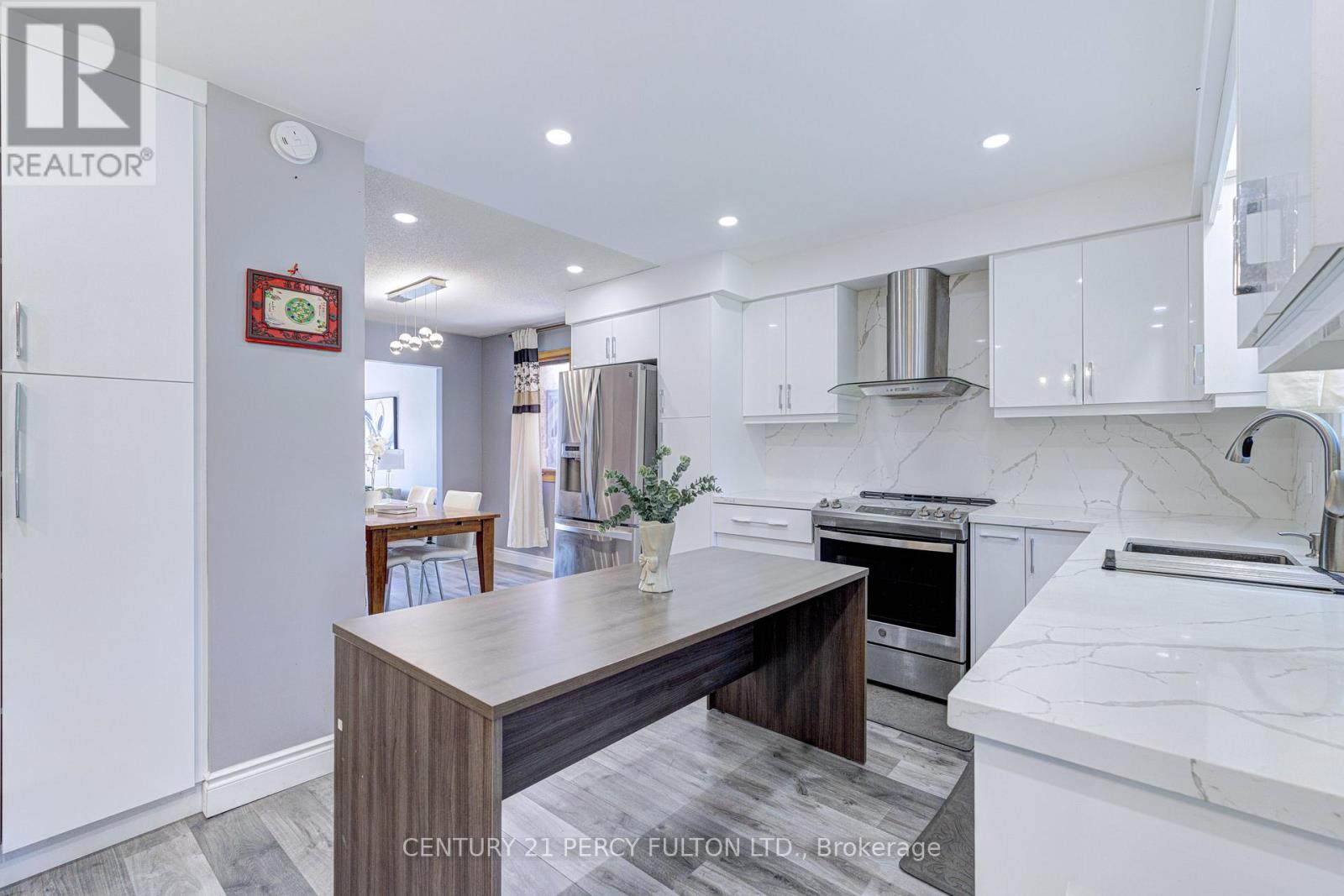1042 Wetherby Lane, Mississauga, Ontario  L4W 4R8 - Photo 16 - W13727444