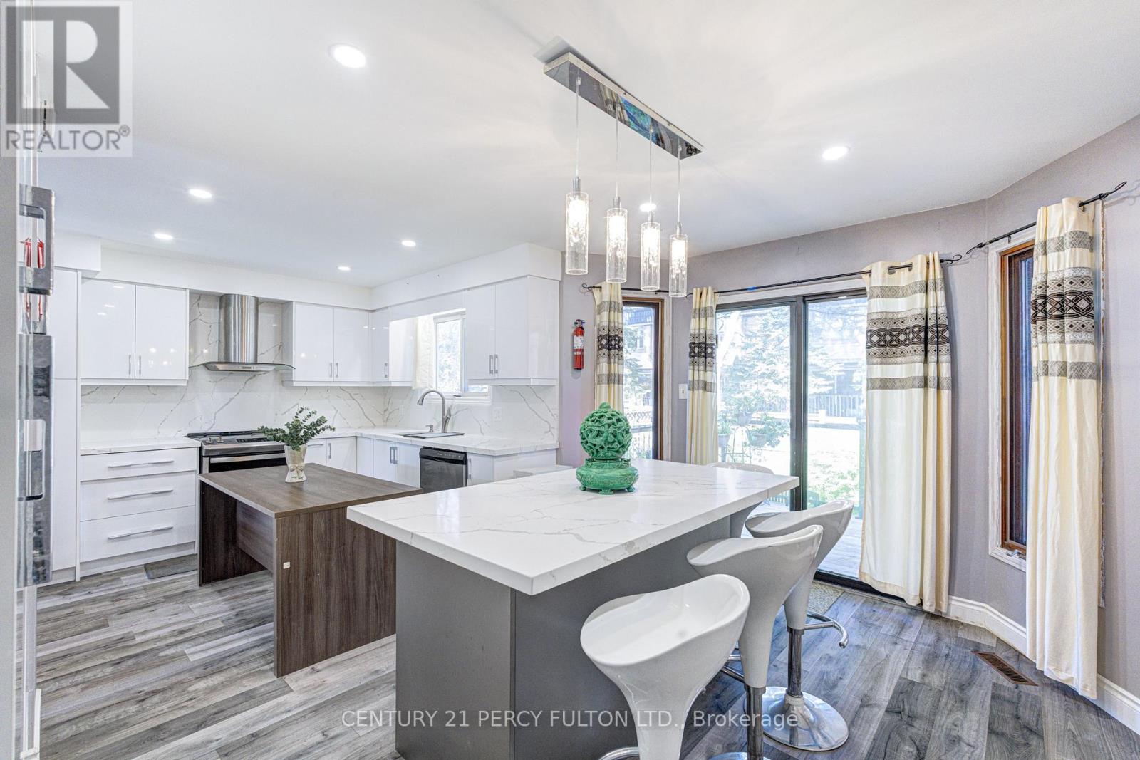 1042 Wetherby Lane, Mississauga, Ontario  L4W 4R8 - Photo 20 - W13727444