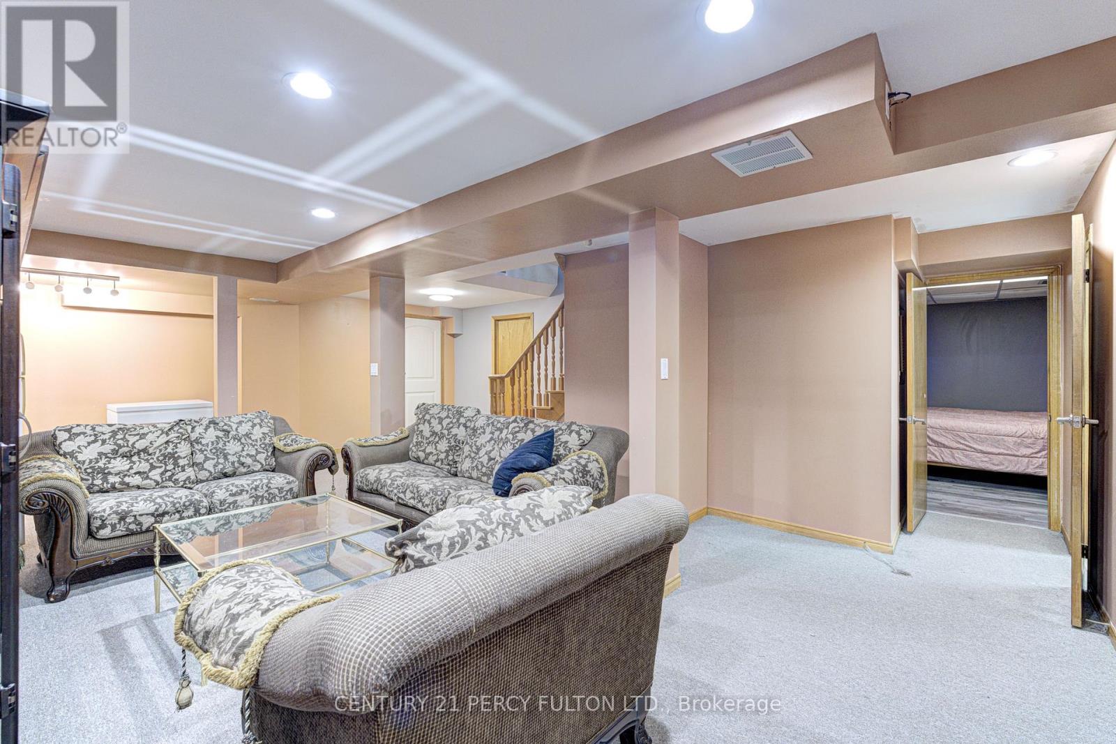 1042 Wetherby Lane, Mississauga, Ontario  L4W 4R8 - Photo 33 - W13727444