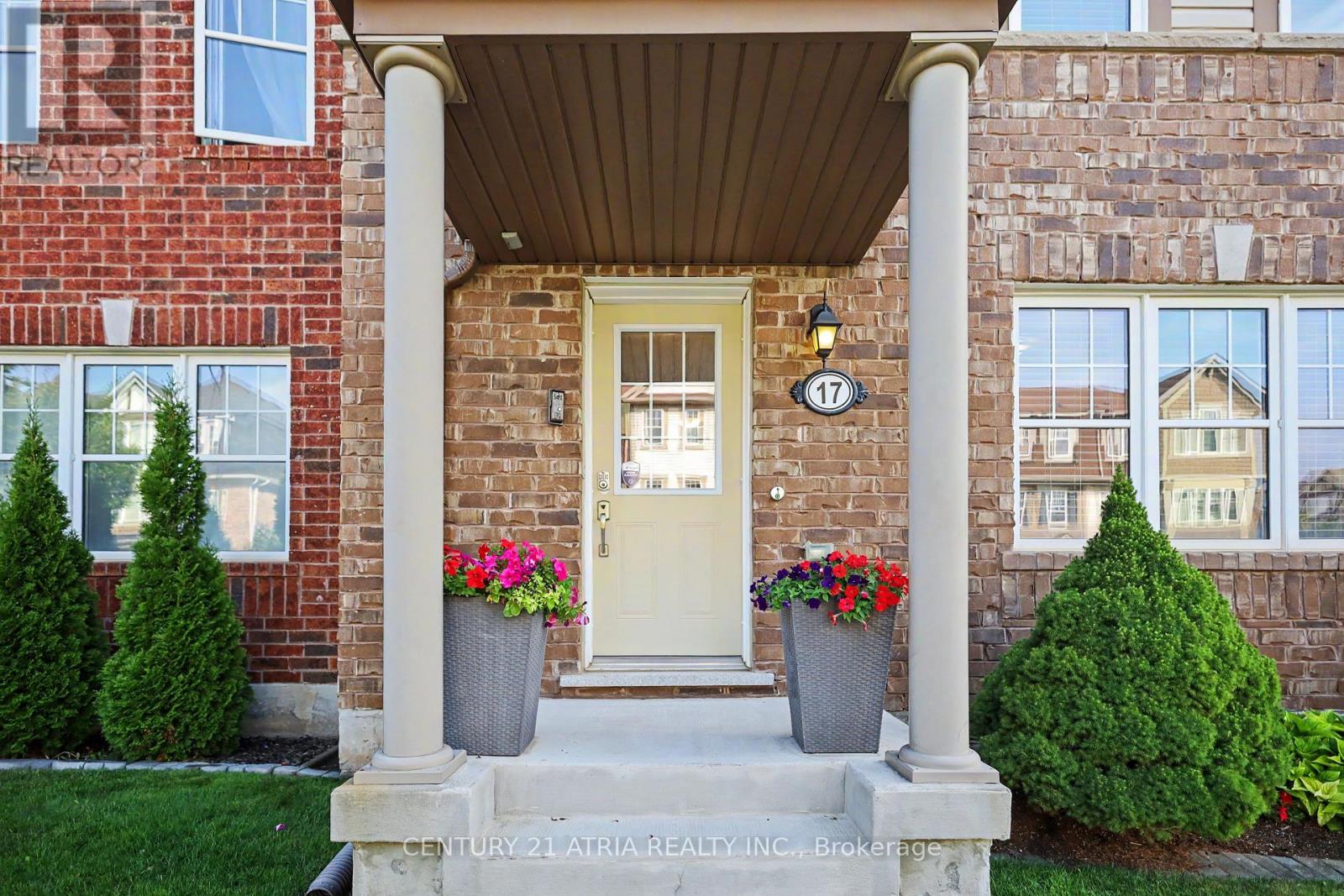 17 Crossbill Road, Brampton, Ontario  L7A 3Z5 - Photo 3 - W13727490