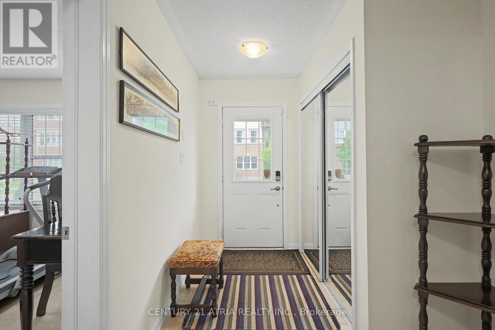 17 Crossbill Road, Brampton, Ontario  L7A 3Z5 - Photo 4 - W13727490