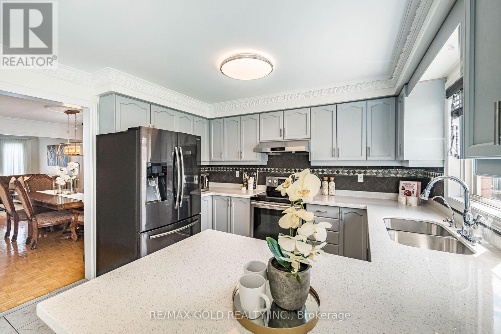 58 Springtown Trail, Brampton, Ontario  L6R 2C9 - Photo 16 - W13727518