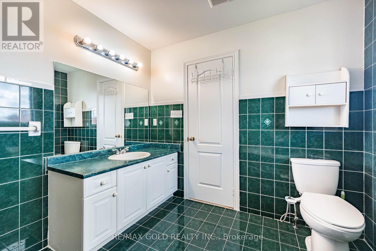 58 Springtown Trail, Brampton, Ontario  L6R 2C9 - Photo 24 - W13727518