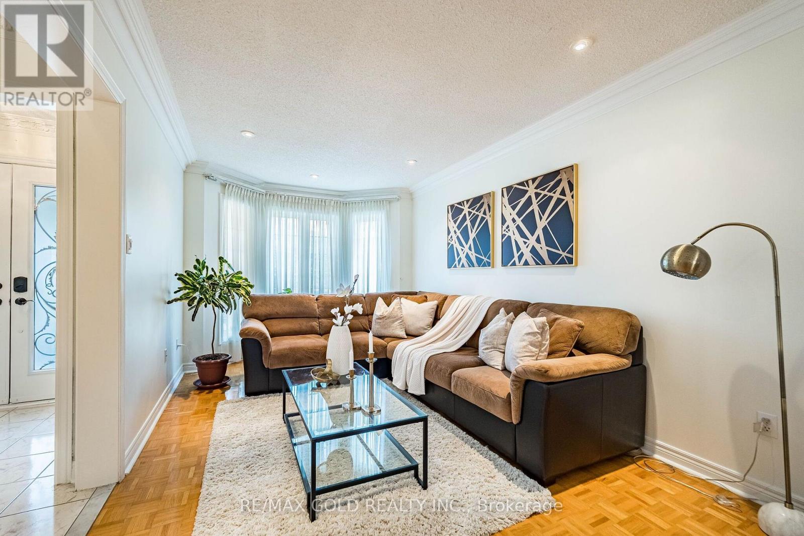 58 Springtown Trail, Brampton, Ontario  L6R 2C9 - Photo 6 - W13727518
