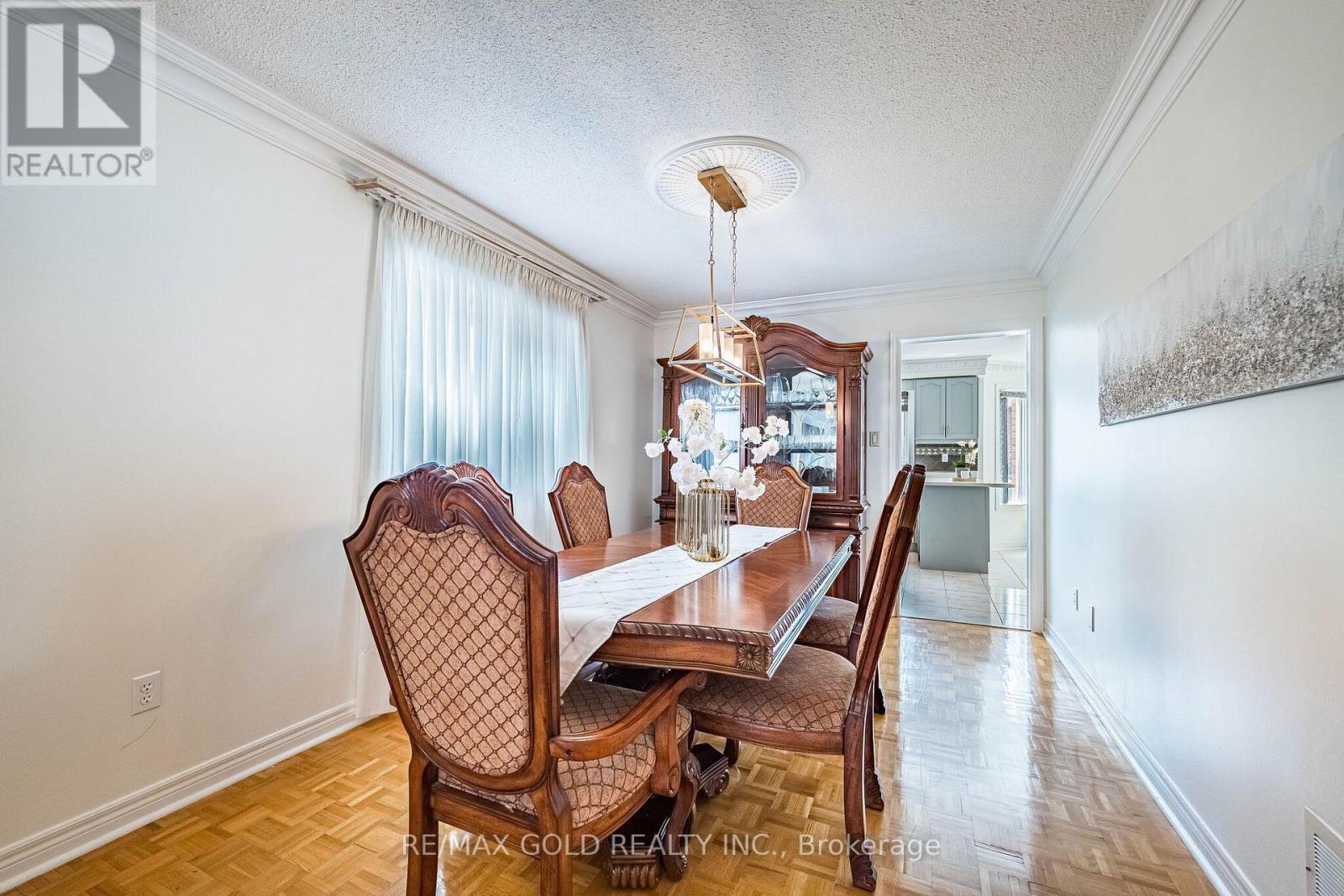 58 Springtown Trail, Brampton, Ontario  L6R 2C9 - Photo 9 - W13727518