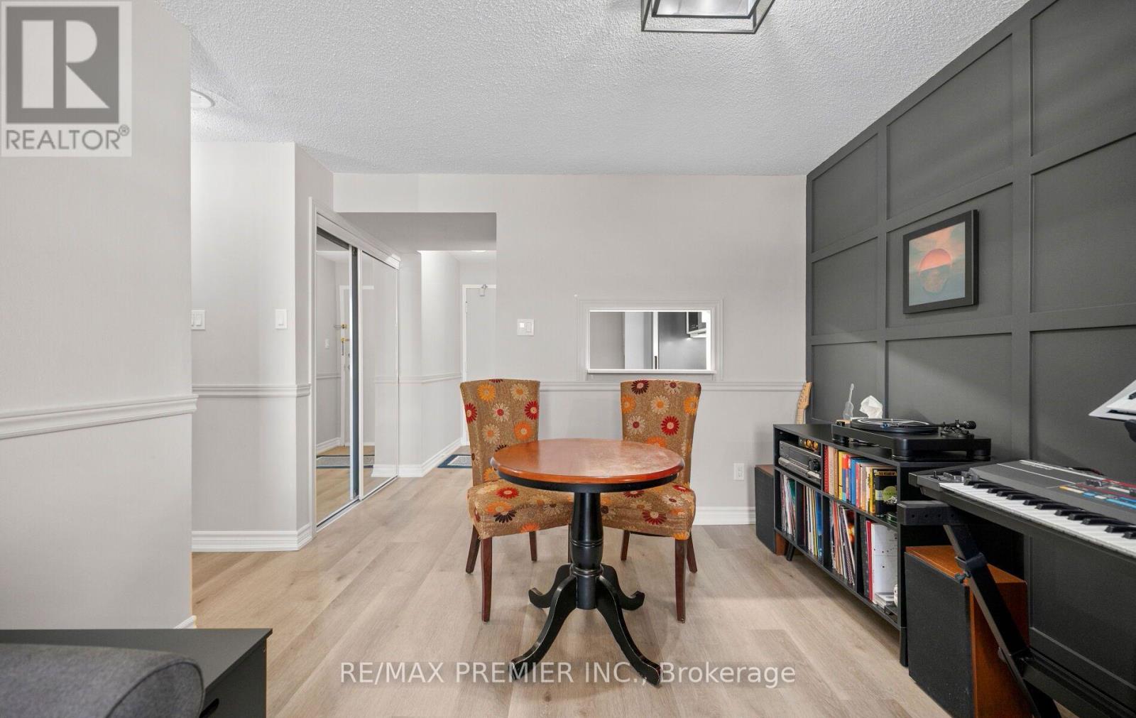 209 - 2470 Eglinton Avenue W, Toronto, Ontario  M6M 5E7 - Photo 12 - W13727528