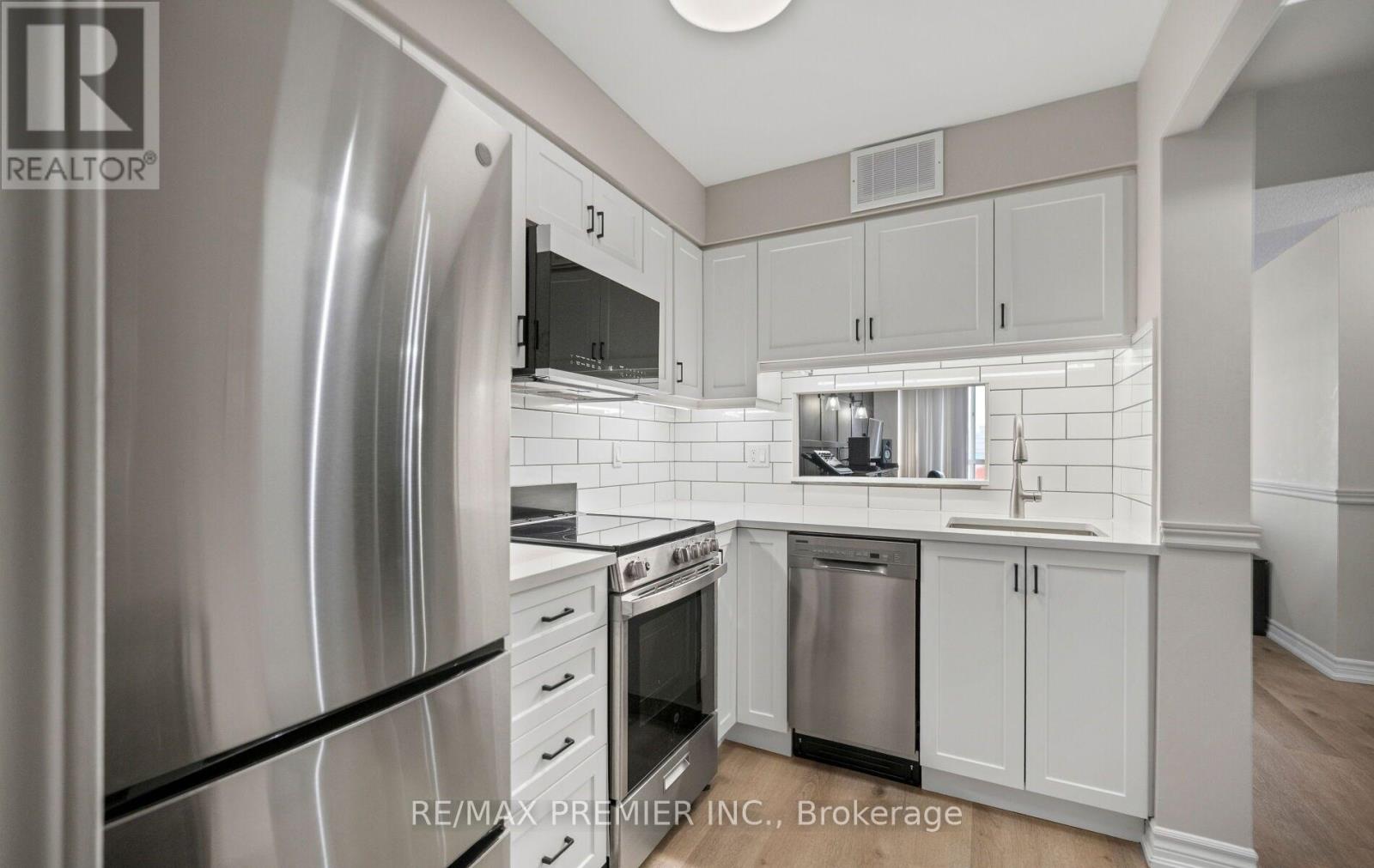 209 - 2470 Eglinton Avenue W, Toronto, Ontario  M6M 5E7 - Photo 14 - W13727528