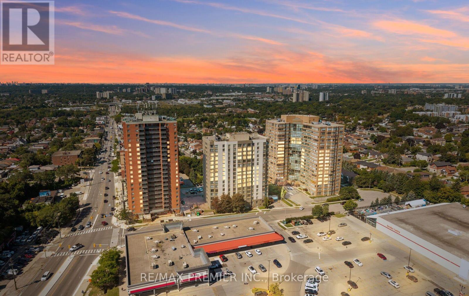 209 - 2470 Eglinton Avenue W, Toronto, Ontario  M6M 5E7 - Photo 2 - W13727528