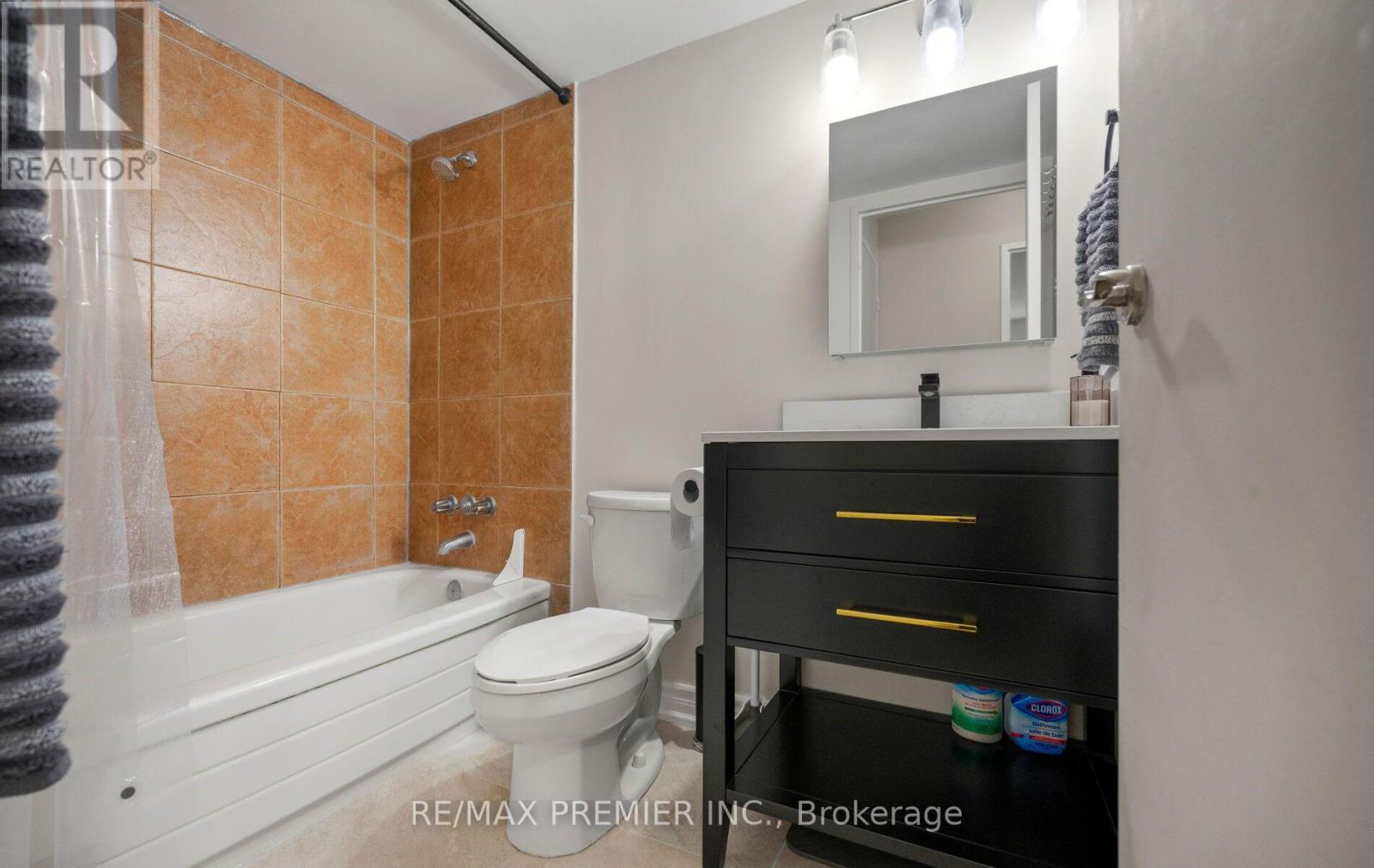 209 - 2470 Eglinton Avenue W, Toronto, Ontario  M6M 5E7 - Photo 24 - W13727528