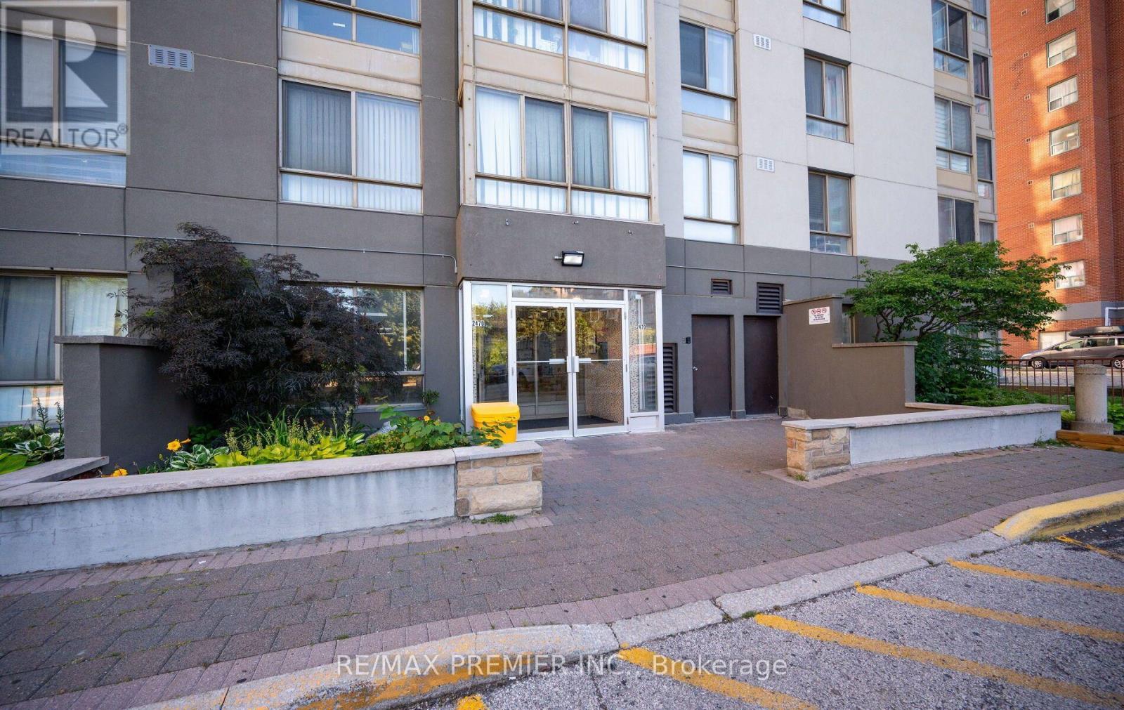209 - 2470 Eglinton Avenue W, Toronto, Ontario  M6M 5E7 - Photo 6 - W13727528