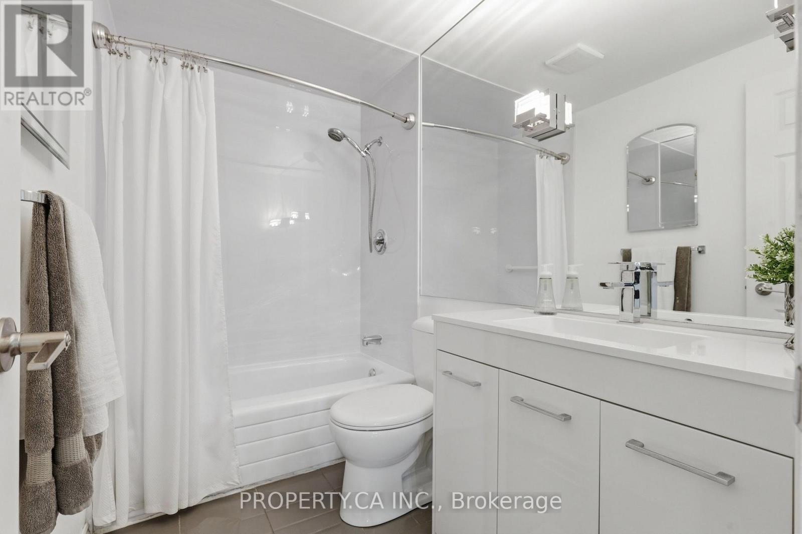 35 Lakecrest Trail, Brampton, Ontario  L6Z 1S3 - Photo 20 - W13727538