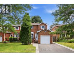 35 LAKECREST TRAIL, Brampton, Ontario