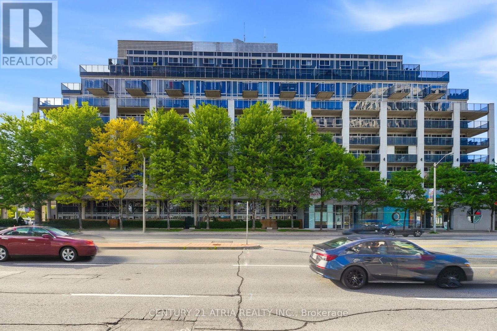 502 - 1040 THE QUEENSWAY AVENUE N, Toronto, Ontario