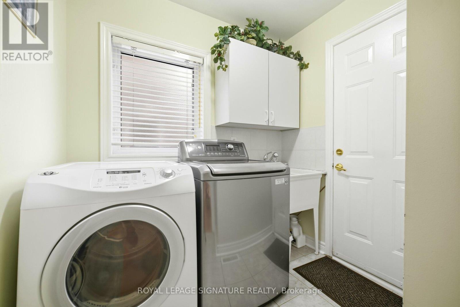 52 Durham Street, Halton Hills, Ontario  L7G 5X4 - Photo 27 - W13727558