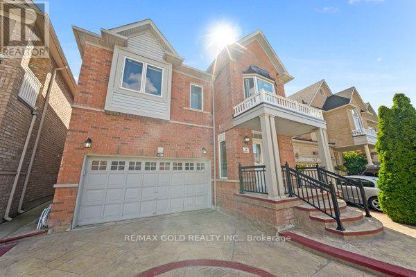 14 Beckenham Road, Brampton, Ontario  L6P 2L7 - Photo 4 - W13727632