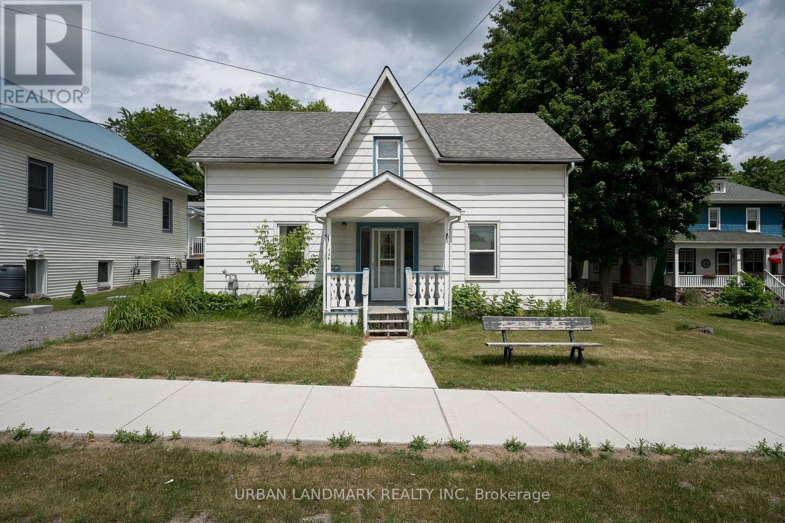 136 ST LAWRENCE STREET, Centre Hastings, Ontario