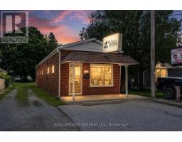 27 QUEEN STREET, Norfolk, Ontario