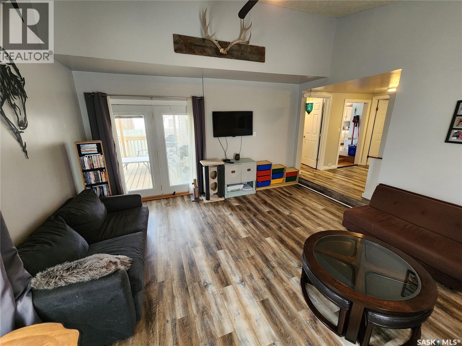 215 Mergens Street, Weyburn, Saskatchewan  S4H 1R4 - Photo 20 - SK033330