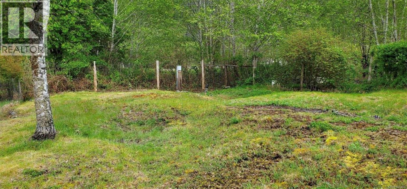 8 Freda Rd, Tahsis, British Columbia  V0P 1X0 - Photo 1 - 1042406