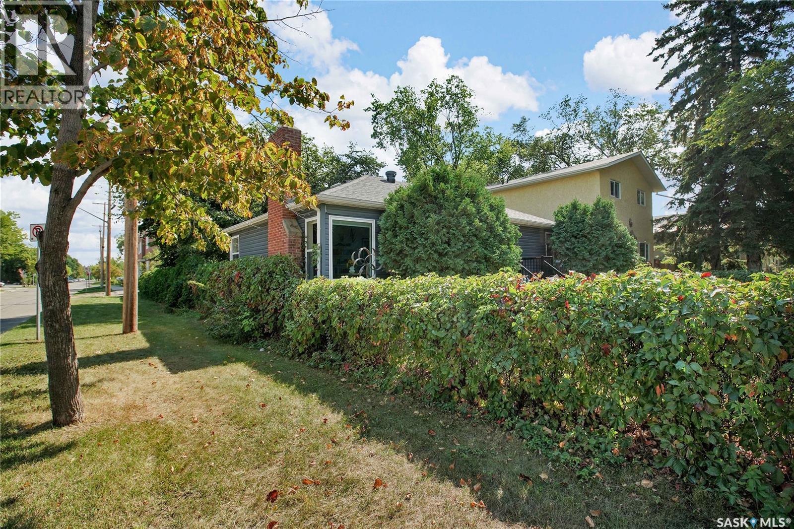 930 6th Avenue N, Saskatoon, Saskatchewan  S7K 2T4 - Photo 2 - SK047019