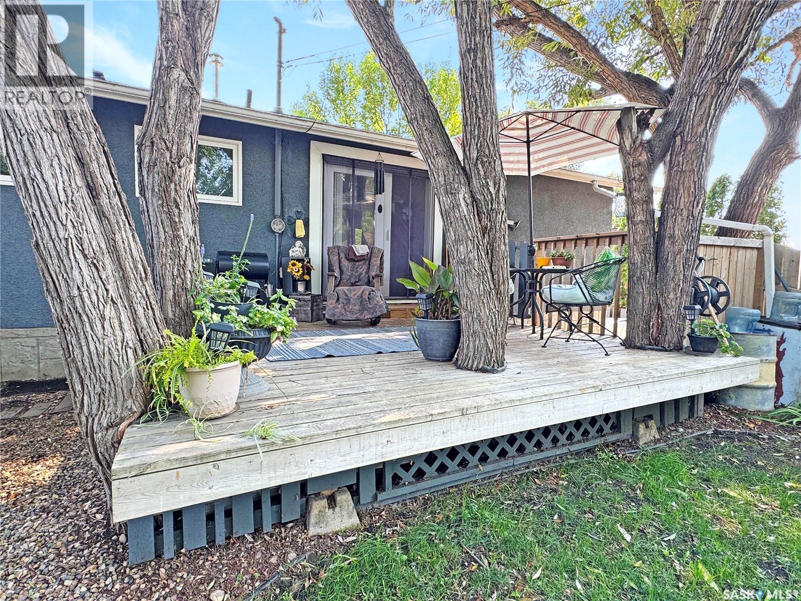 511 101st Street, North Battleford, Saskatchewan  S9A 0Y5 - Photo 26 - SK047000