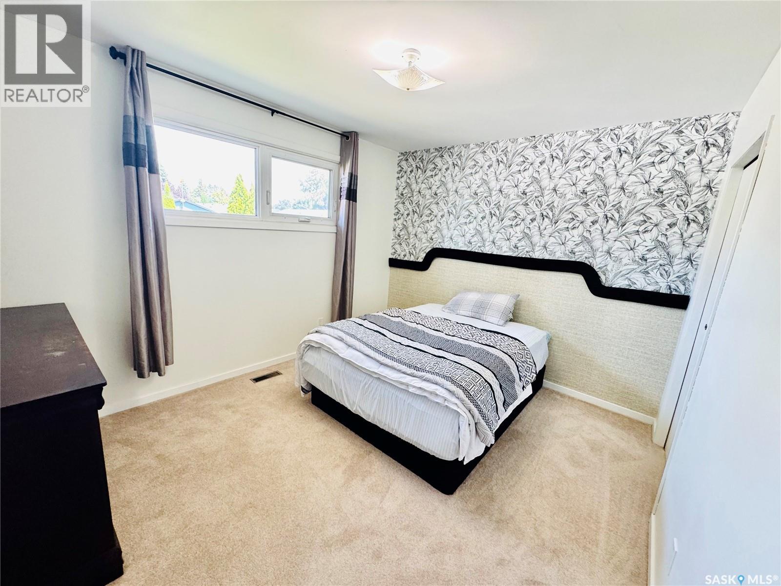 110 Arnason Crescent, Saskatoon, Saskatchewan  S7H 4M8 - Photo 11 - SK046967