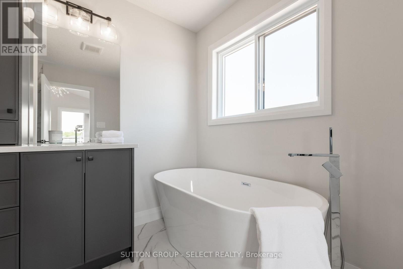 6342 Heathwoods Avenue, London South, Ontario  N6P 1H5 - Photo 20 - X13727732