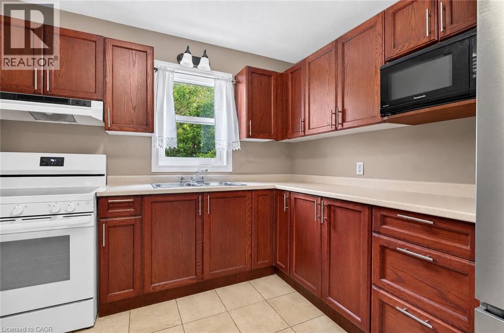 221 Grand River Avenue, Brantford, Ontario  N3T 4Y3 - Photo 21 - 40836866
