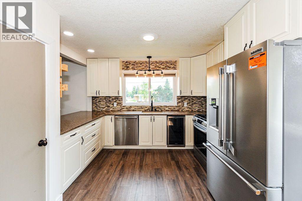 3 Montcalm Avenue, Camrose, Alberta  T4V 2K9 - Photo 13 - A2339183