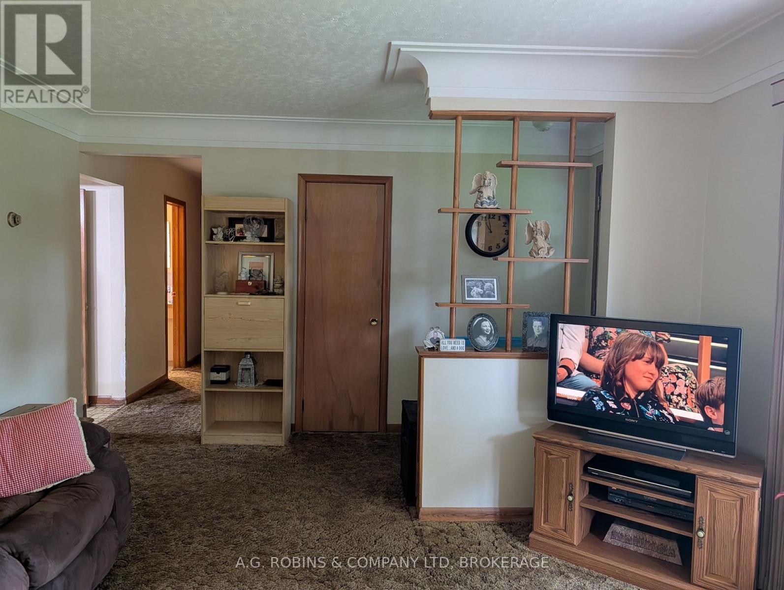 957 Ridge Road, Welland, Ontario  L3B 5N7 - Photo 2 - X13727738