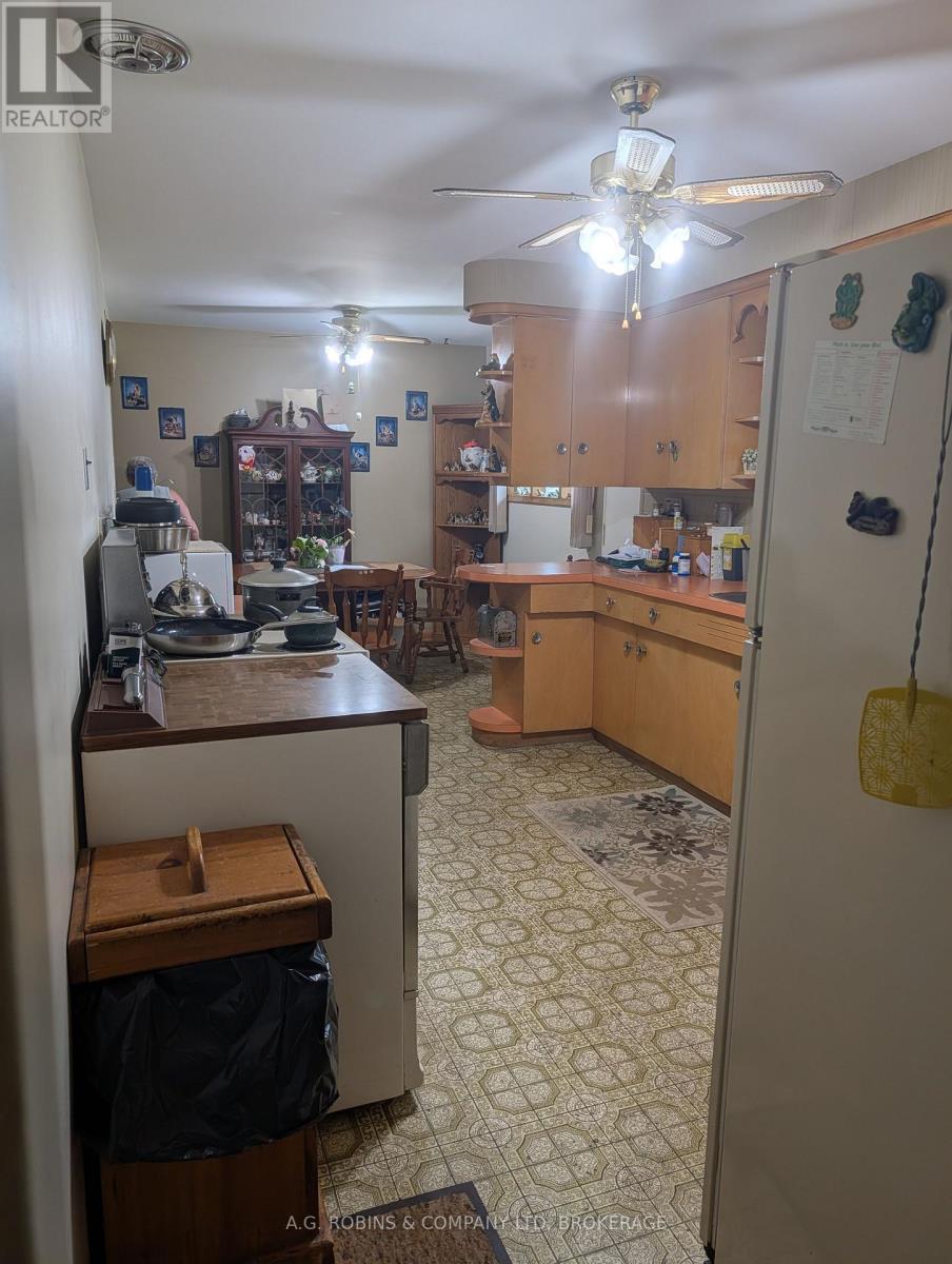 957 Ridge Road, Welland, Ontario  L3B 5N7 - Photo 6 - X13727738