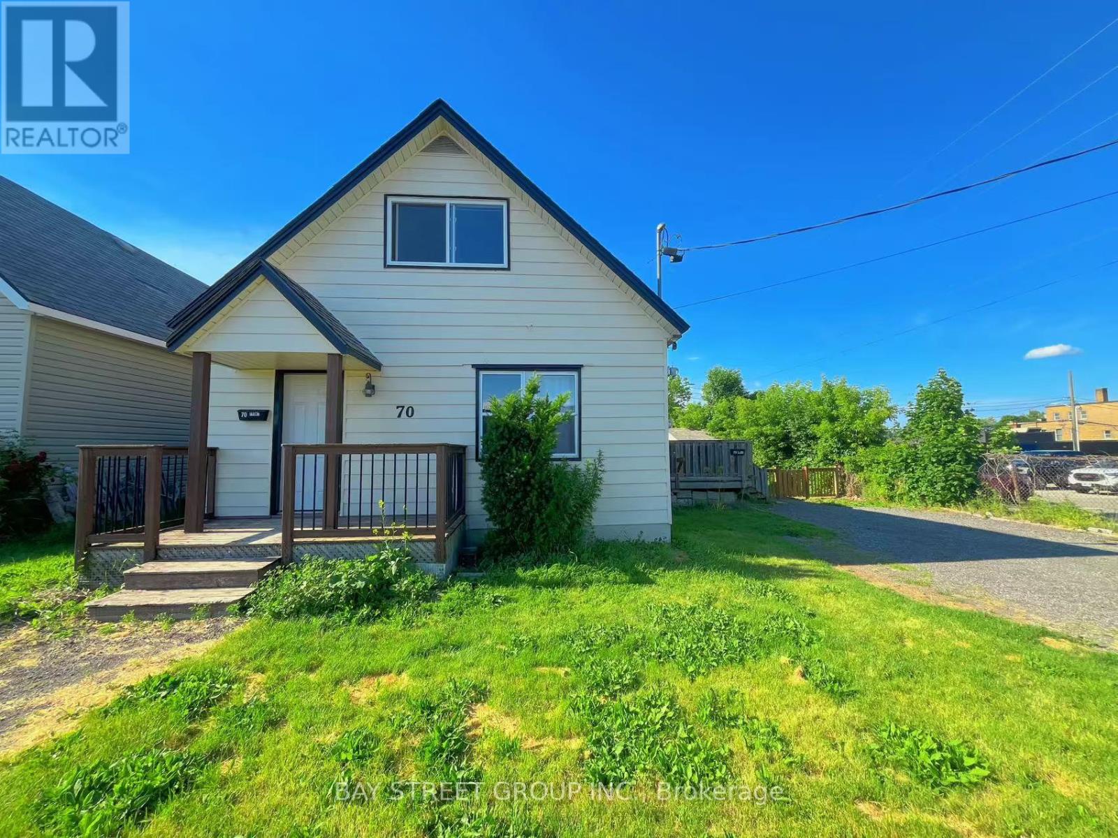 FRONT - 70 COURTWRIGHT STREET, Fort Erie, Ontario