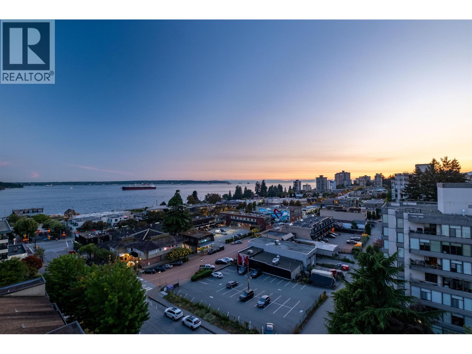 902 1390 DUCHESS AVENUE, west vancouver, British Columbia