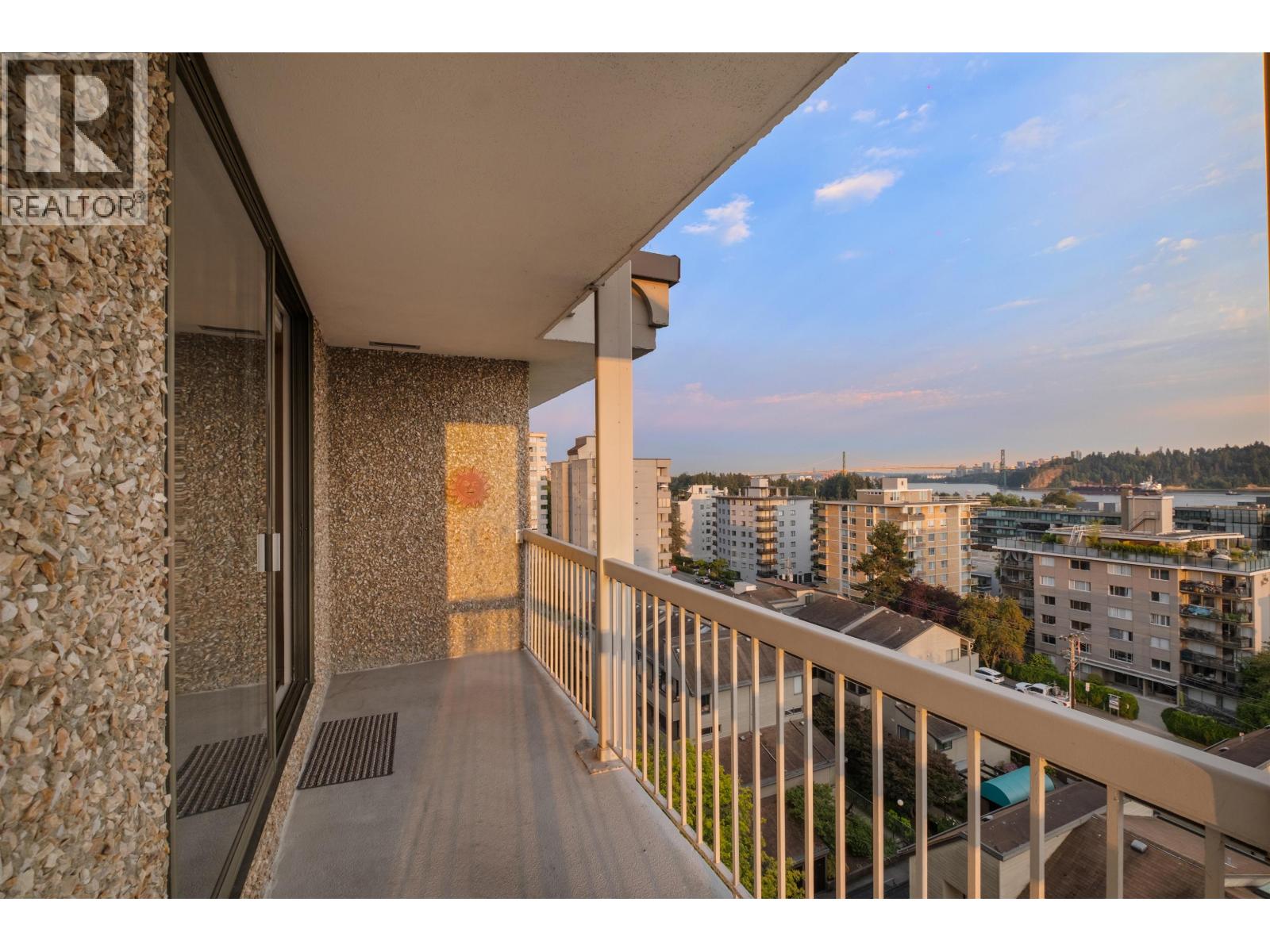 902 1390 Duchess Avenue, West Vancouver, British Columbia  V7T 1H6 - Photo 13 - R3159891