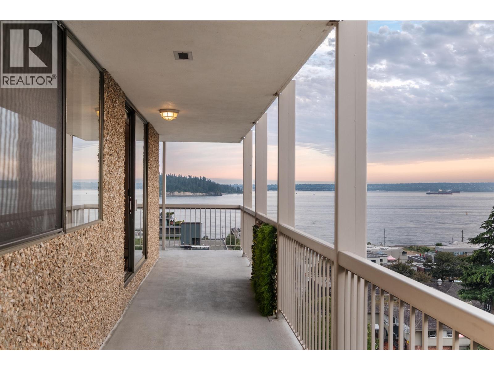 902 1390 Duchess Avenue, West Vancouver, British Columbia  V7T 1H6 - Photo 15 - R3159891