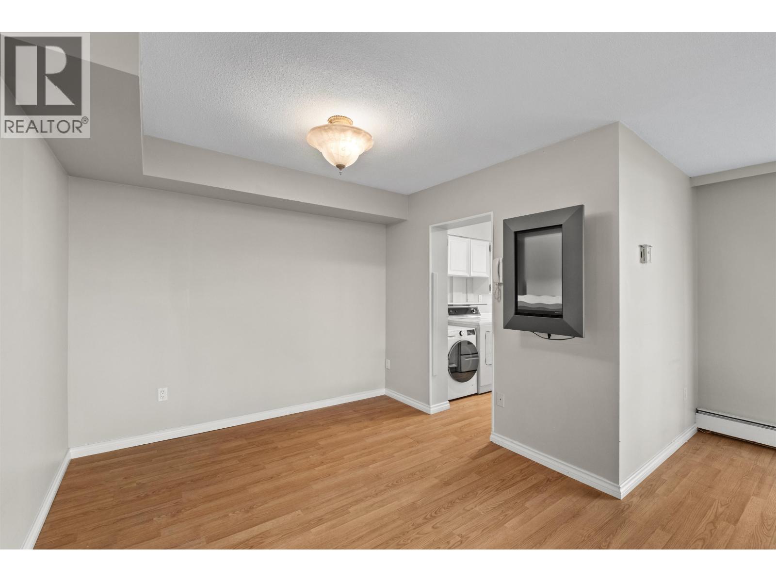 902 1390 Duchess Avenue, West Vancouver, British Columbia  V7T 1H6 - Photo 9 - R3159891