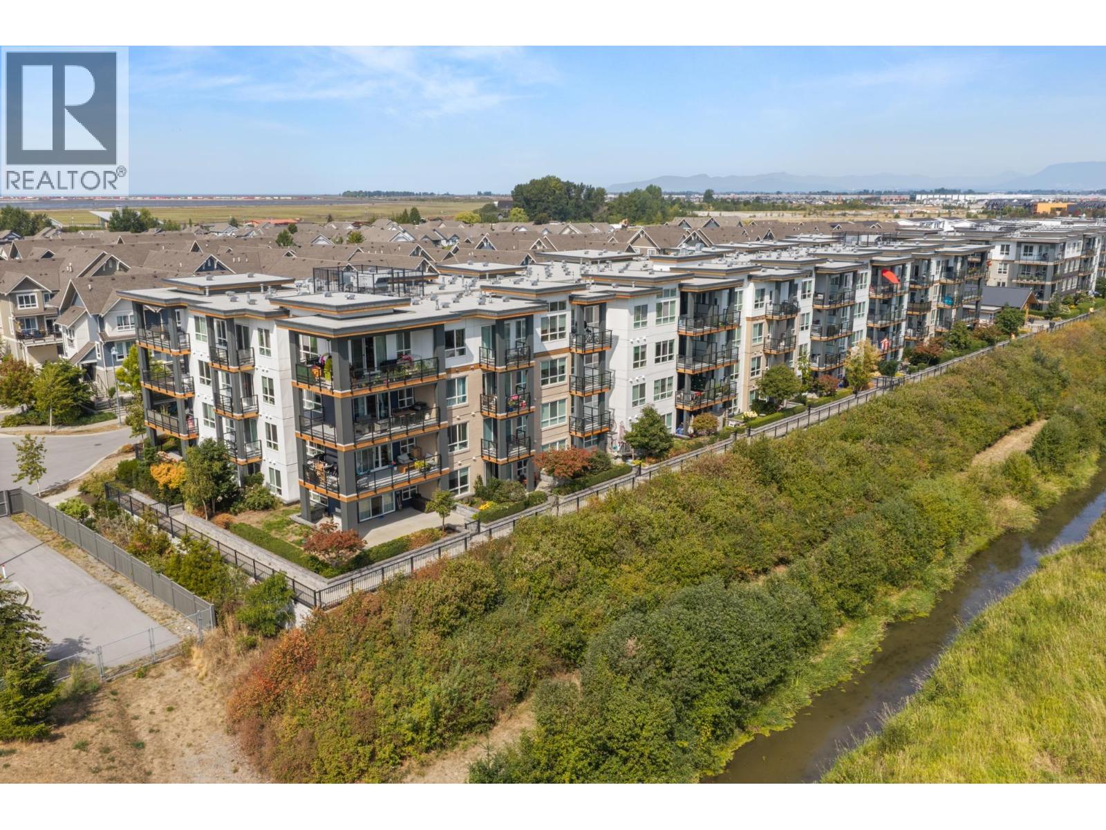 203 1792 Starling Drive, Tsawwassen, British Columbia  V4M 0E4 - Photo 2 - R3159895