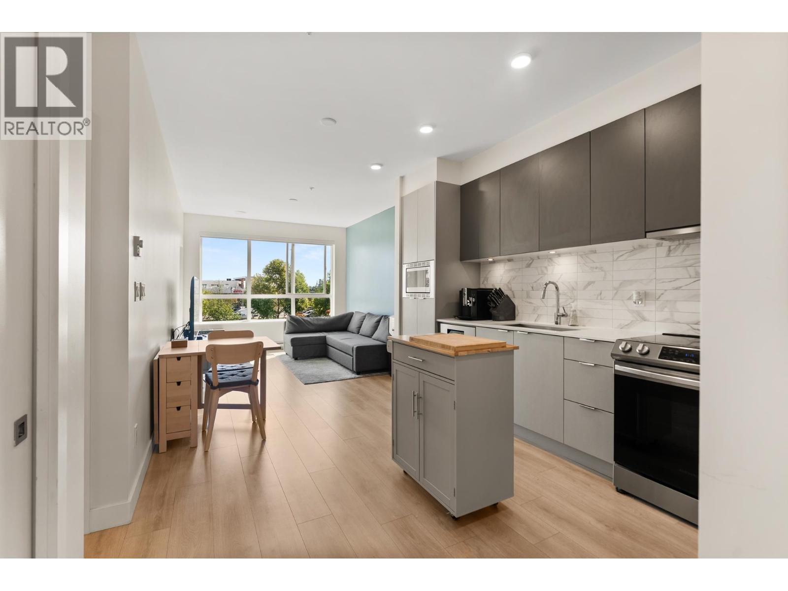 203 1792 Starling Drive, Tsawwassen, British Columbia  V4M 0E4 - Photo 5 - R3159895