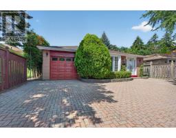 16 EARSWICK DRIVE, Toronto, Ontario