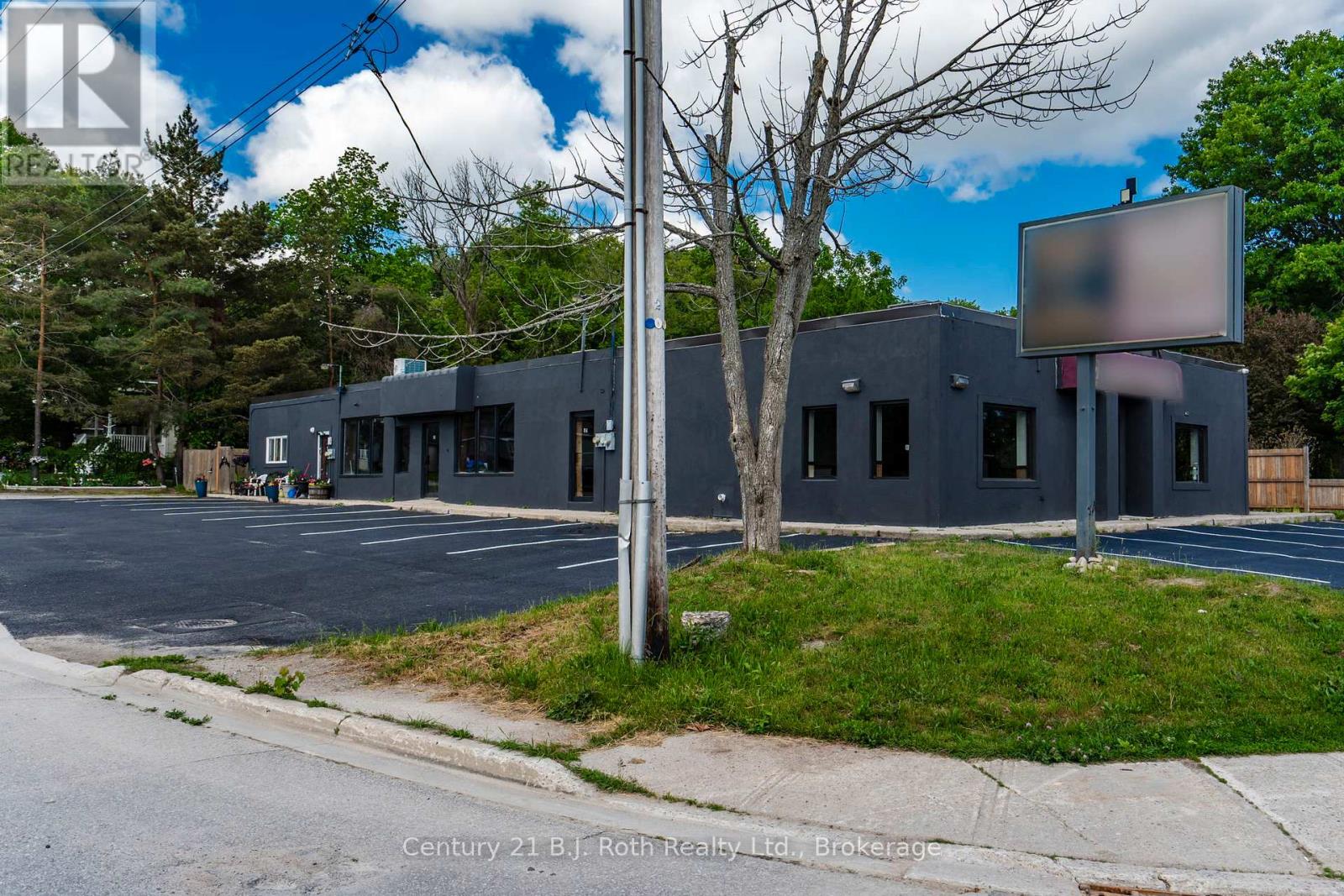 338 Park Street, Tay (Victoria Harbour), Ontario  L0K 2A0 - Photo 2 - S13727786