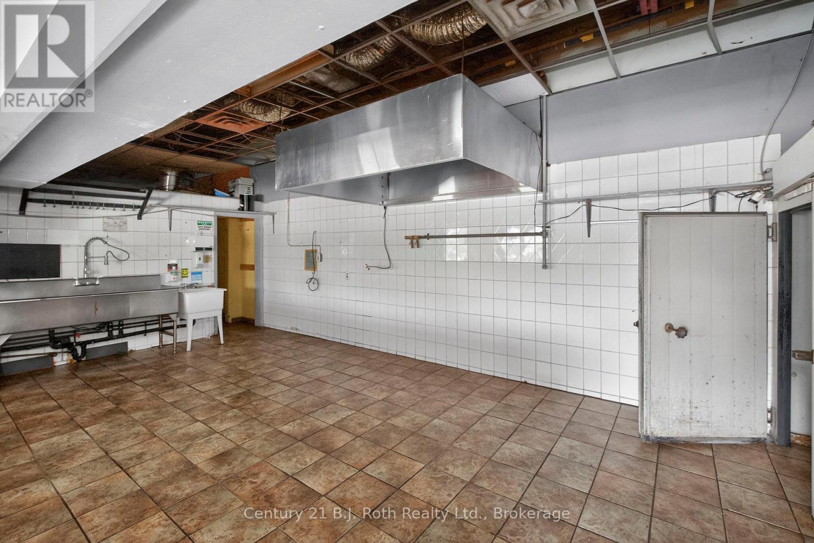 338 Park Street, Tay (Victoria Harbour), Ontario  L0K 2A0 - Photo 31 - S13727786