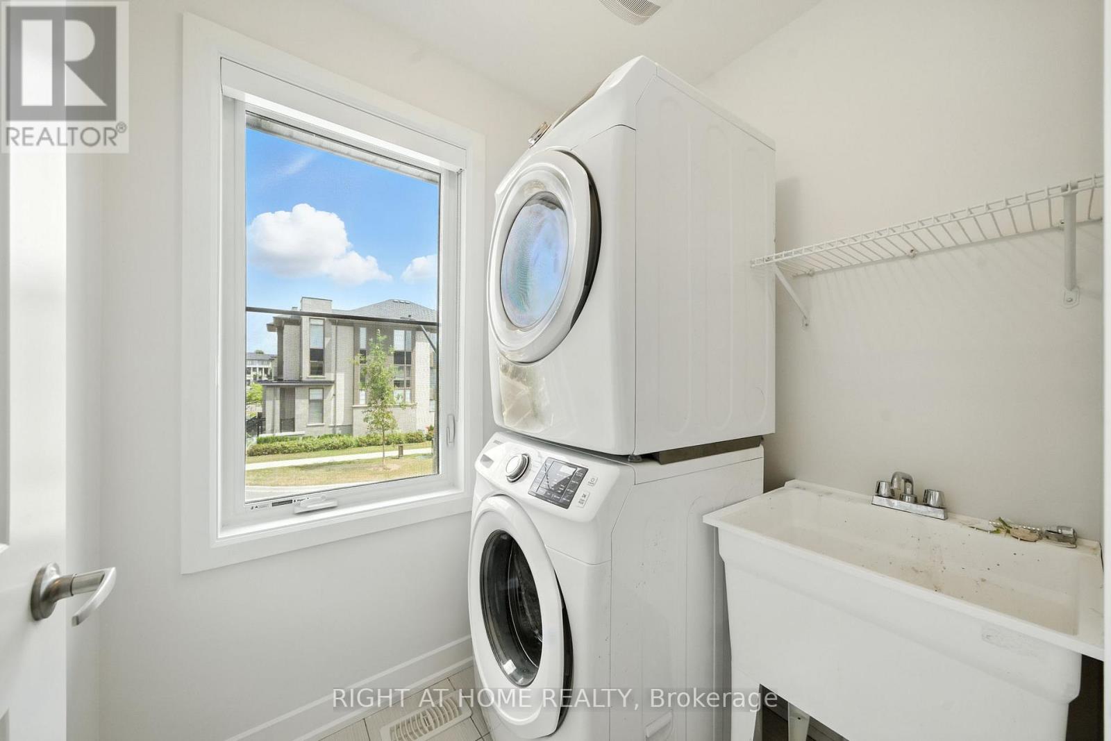 108 Vanier Street, Whitby, Ontario  L1R 0N3 - Photo 26 - E13727726