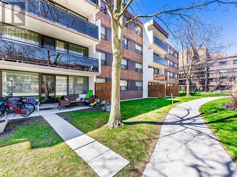 111 - 20 Sunrise Avenue, Toronto (Victoria Village), Ontario  M4A 2R2 - Photo 41 - C13727756