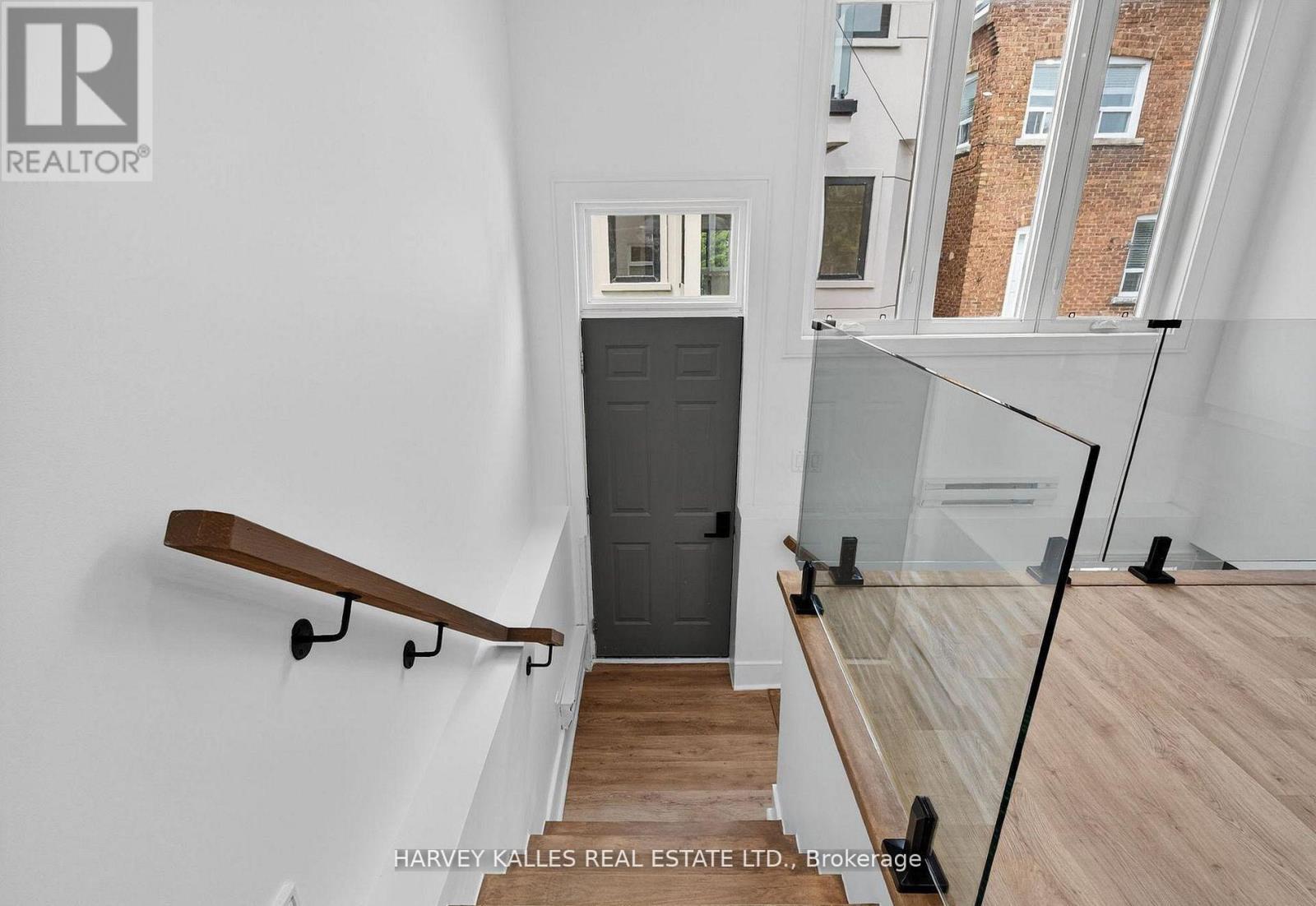 Garden Suite - 249 Lauder Avenue, Toronto, Ontario  M6E 3H5 - Photo 3 - C13727770
